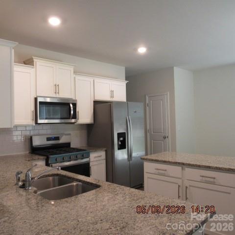 Building Photo - 16111 Trenton Green Ln