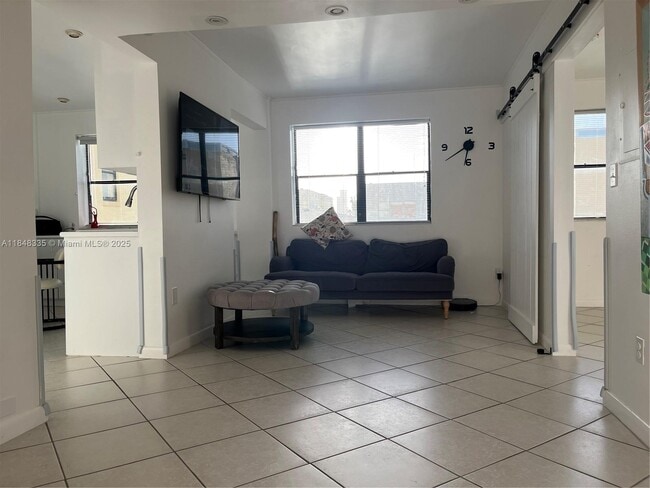 Building Photo - 1390 Ocean Dr