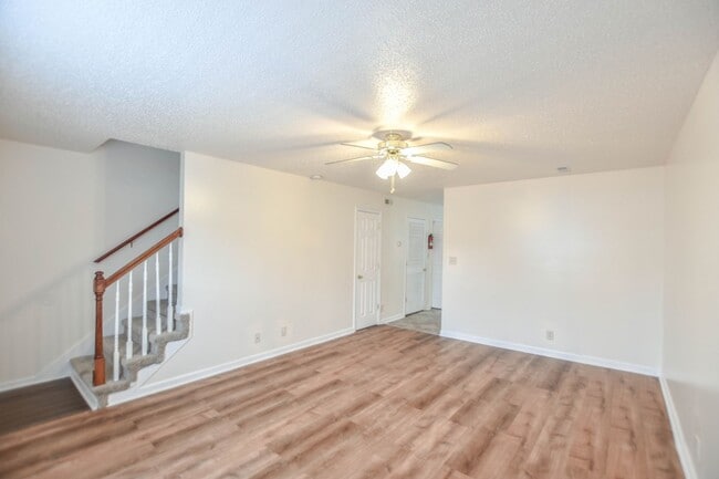 Building Photo - 2805 Cobalt Dr