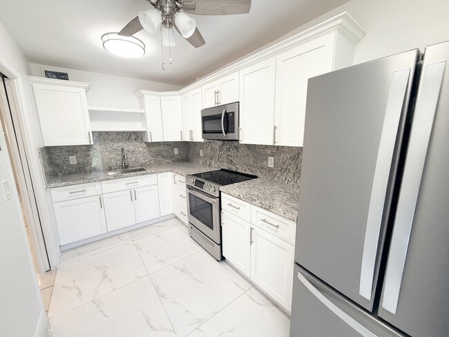 Foto del edificio - 1150 Atlantic Shores Blvd