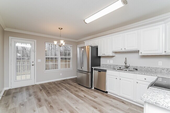 Building Photo - 110 Township Ct