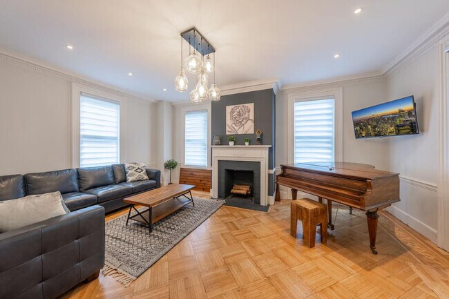 Foto del edificio - 139 W 4th Ave