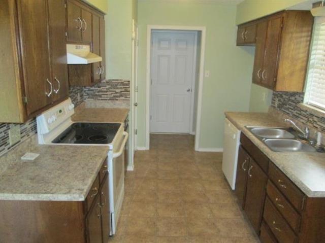 Foto del edificio - 1022 S Center St