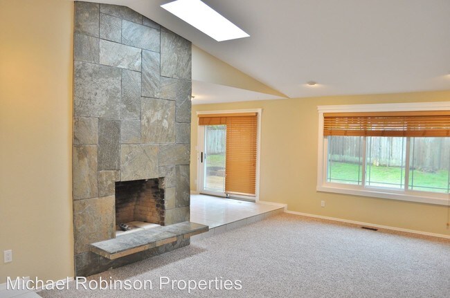 Building Photo - 3 br, 2 bath House - 6512 41st St Ct NW