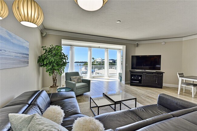 Foto del edificio - 4975 Bonita Beach Rd SW