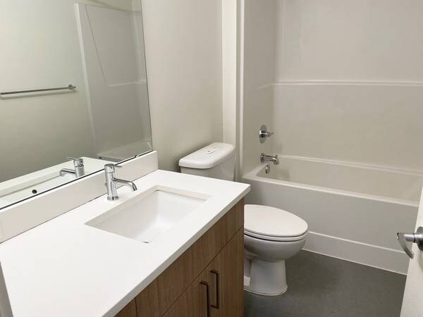 Foto del edificio - 1105 W 18th St