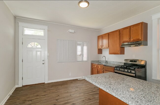 Building Photo - 3639 S Compton Ave
