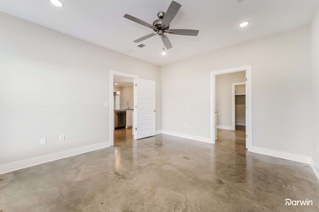 Building Photo - 121 Shelby Mae Cir