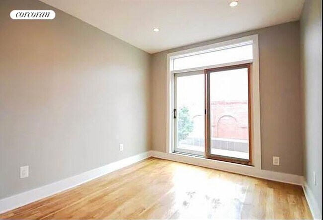 Foto del edificio - 213 Butler St