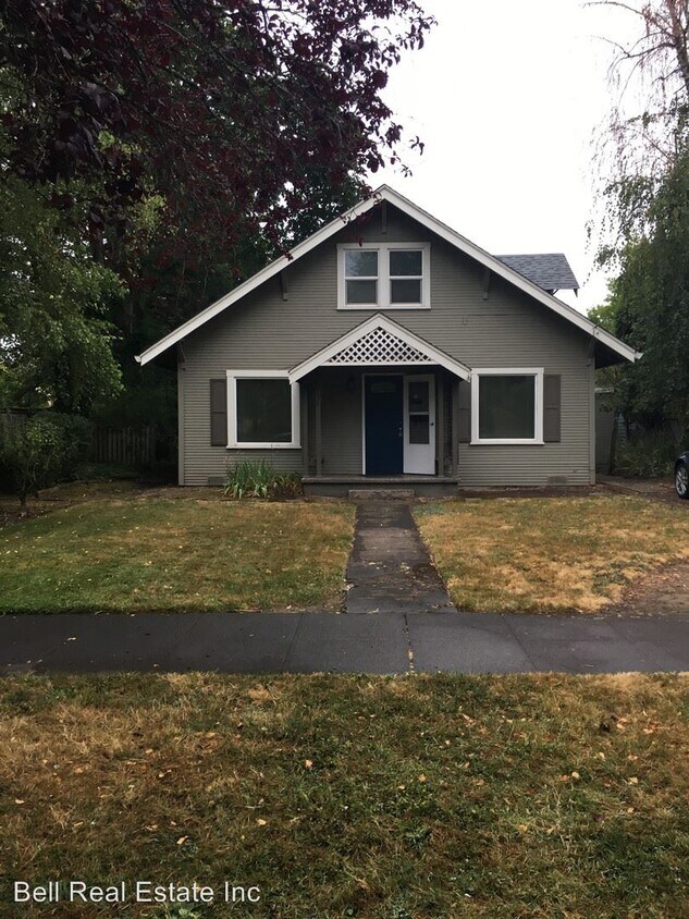 Primary Photo - 2158-2158 1/2 Alder St