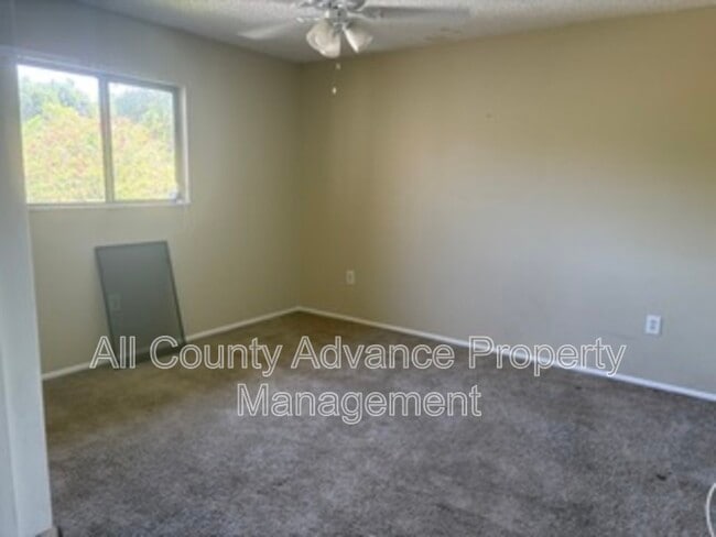 Building Photo - 7109 Kirsch Ct