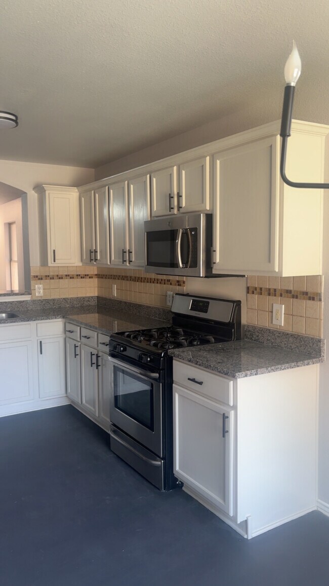 Foto del edificio - 1028 Doras Dr