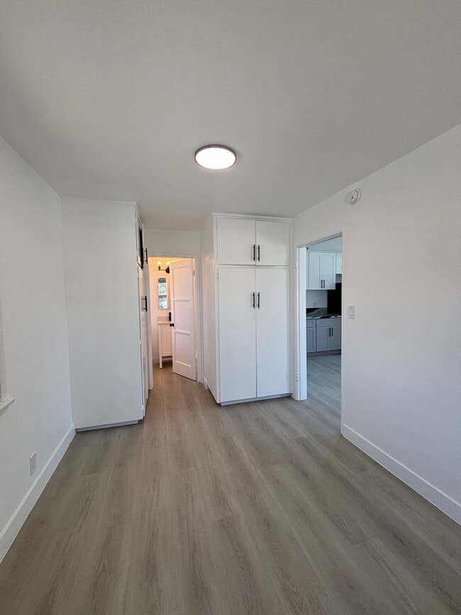Photo - 1512 W 5th St Apartment