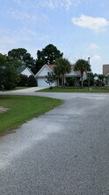 Building Photo - 1471 Blue Heron Pte