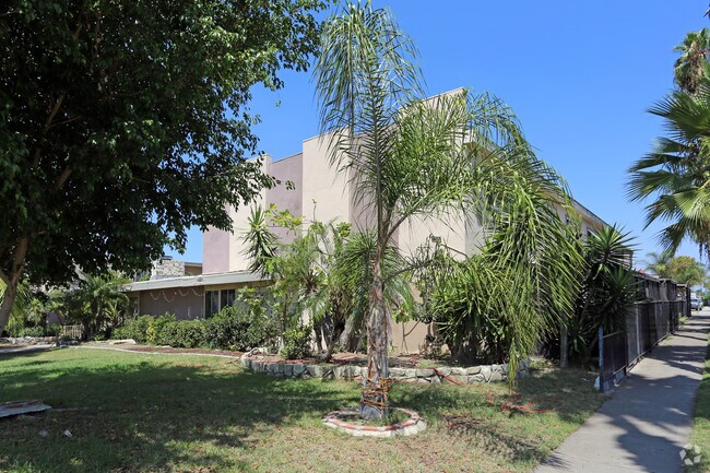 Foto del edificio - 11731 Stuart Dr