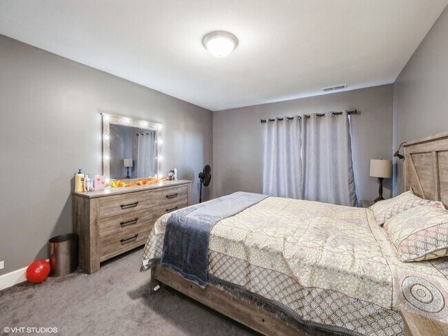 Foto del edificio - 625 Derry Ct