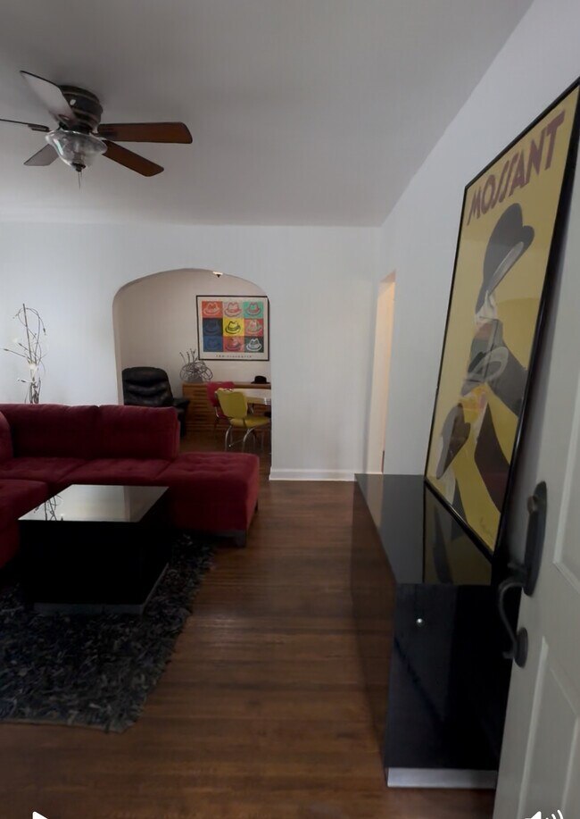 Foto del edificio - 2755 Guilford Ave