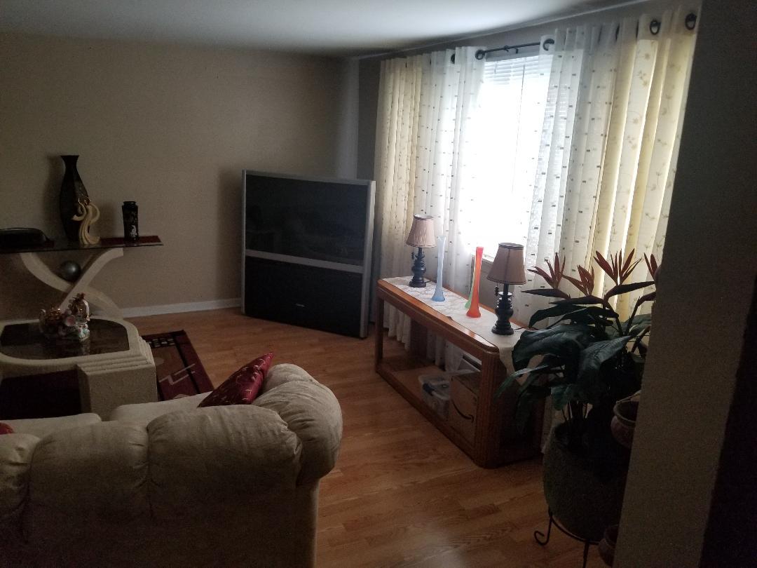 Primary Photo - 4728 N Olcott Ave