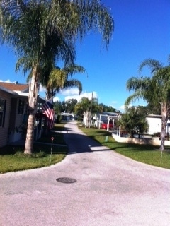 Building Photo - Lake Griffin Mobile Home Park