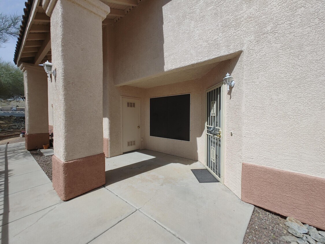 1549 N Pso La Tinaja, Green Valley, AZ 85614 Townhome Rentals in