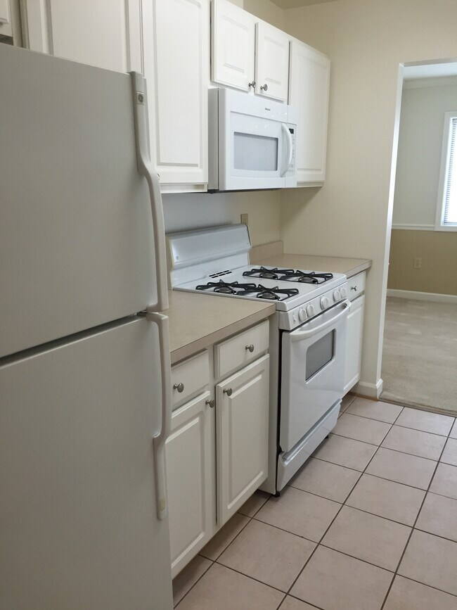 Foto del edificio - 1160 N Quincy St