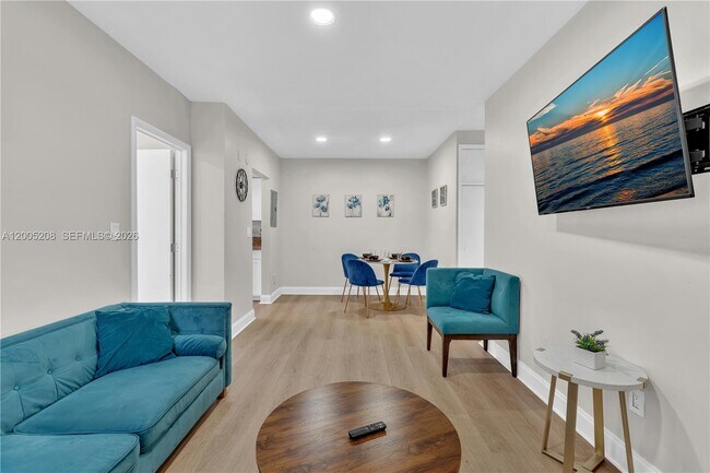 Foto del edificio - 10006 E Bay Harbor Dr