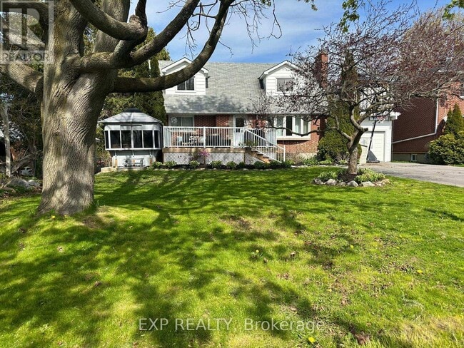 Building Photo - 130 Tremaine St