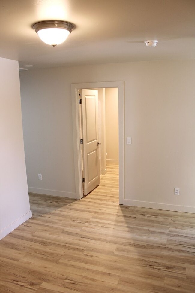Building Photo - Bellemont Townhome