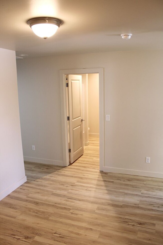 Foto del edificio - Bellemont Townhome