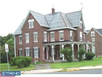 Primary Photo - 1 S Main St