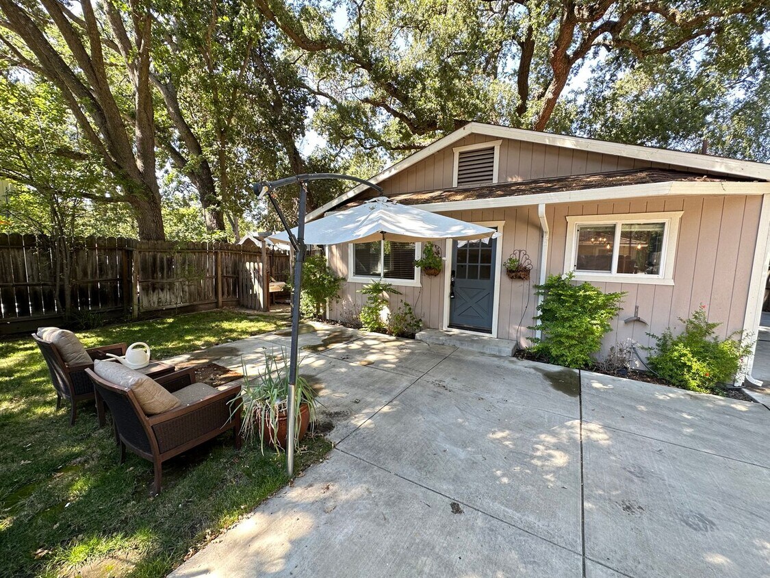 Primary Photo - 1284 RUDGEAR RD DUPLEX