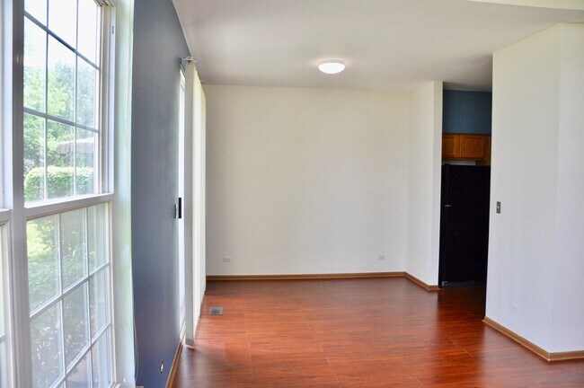 Foto del edificio - 399 Glen Byrn Ct