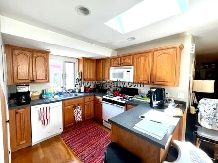 Photo - 24-26 Burnham St Apartment