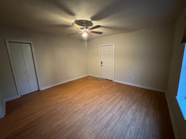 Foto del edificio - 426 Maple St