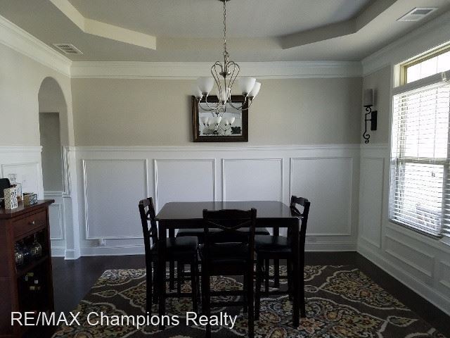 Building Photo - 5 br, 3 bath House - 38 Springwood Drive