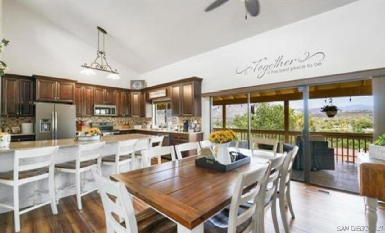 Foto principal - 15408 Vista Vicente Dr