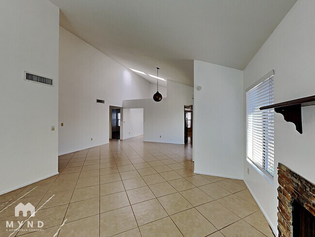 Foto del edificio - 10037 E Stella Rd