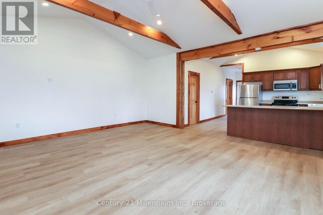 Building Photo - 246 Superior St