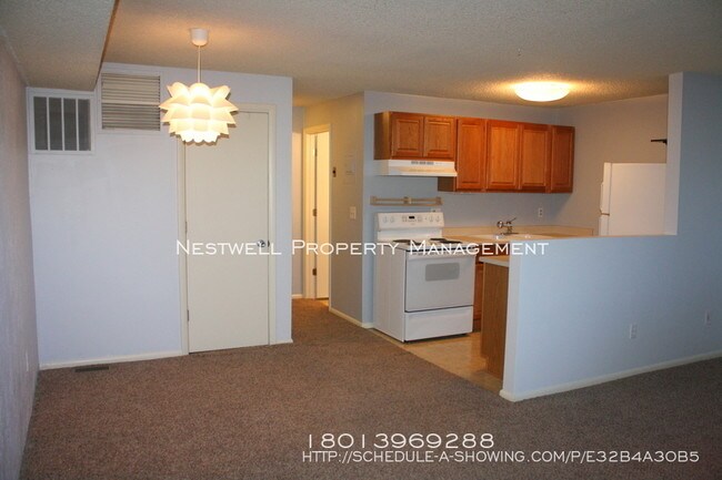 Building Photo - 3673 2200 W