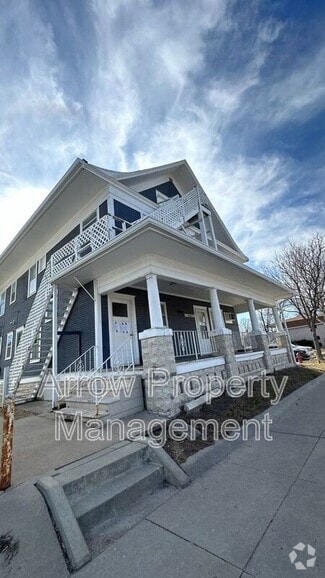 Building Photo - 2601 Vine St