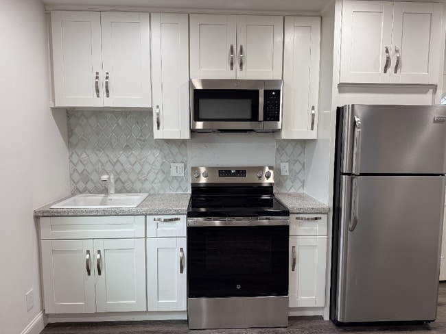 Building Photo - 1068 Billings Blvd