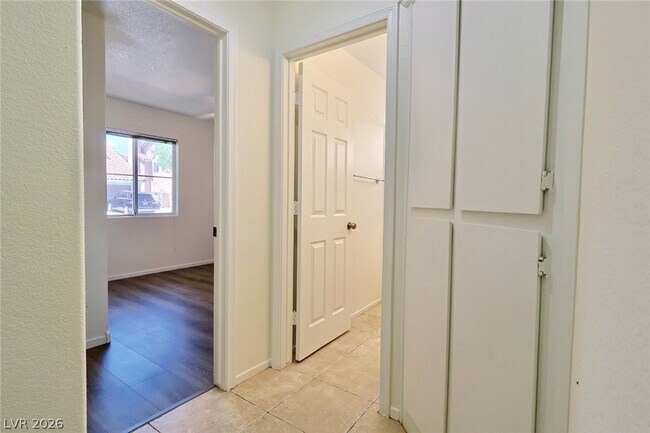 Foto del edificio - 8804 Cypresswood Ave