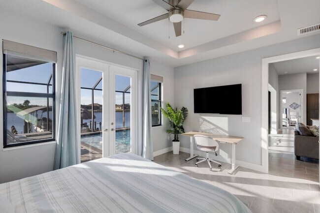 Foto del edificio - 1720 Burnt Store Rd N