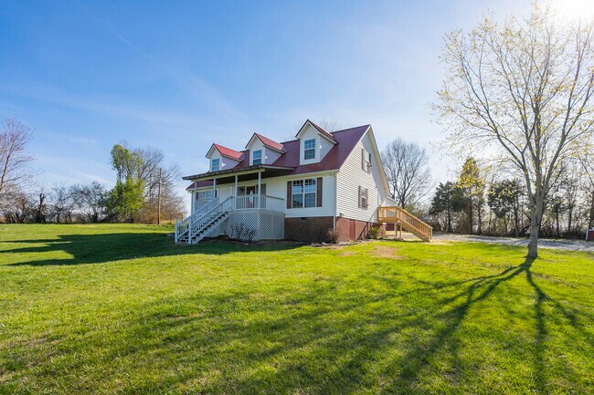 Foto del edificio - 1021 Pond Switch Rd