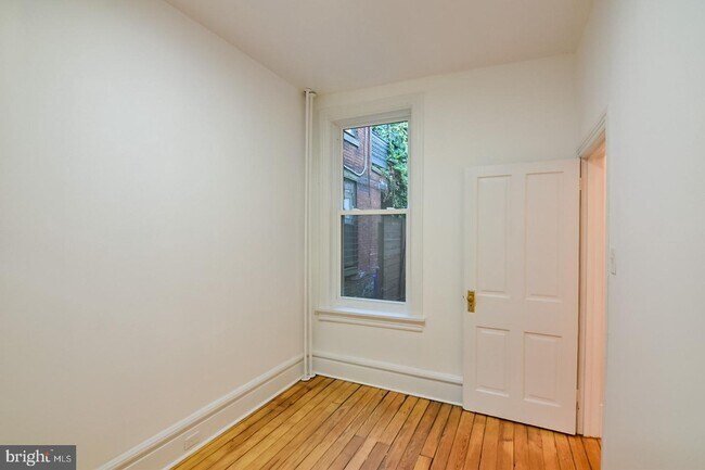 Building Photo - 228 North St