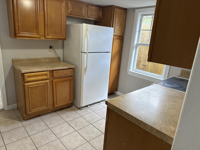 Building Photo - 304 N Turnbull Dr