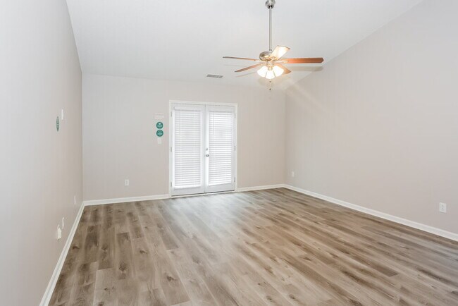 Building Photo - 1326 Galesburg St