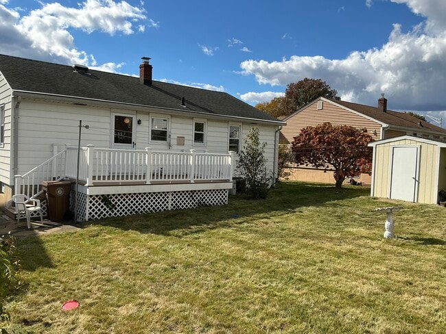 Building Photo - 2848 N Stiles St