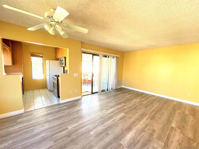 Foto del edificio - 8439 Westmore Rd