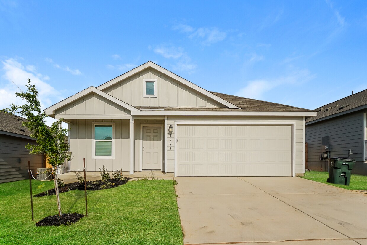 5923 Sunset Song Ln, Bulverde, TX House Rental in Bulverde, TX